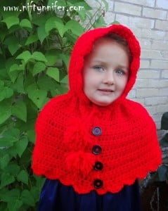 Lost in the Woods Hooded Cape by Jennifer Gregory of Niftynnifer's Crochet & Crafts