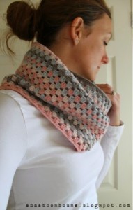 Granny Stripe Cowl by Annaboo's House