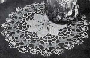 Daisy Ring Doily by Free Vintage Crochet