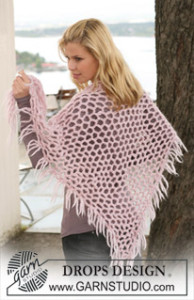 DROPS Shawl in Eskimo ~ DROPS Design
