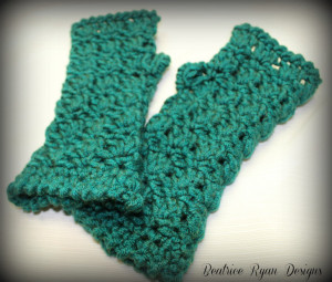 Amazing Grace Fingerless Gloves ~ Beatrice Ryan Designs