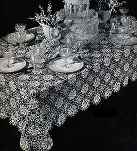 Tablecloth Pattern No. 2806 ~ Free Vintage Crochet