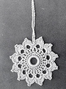 Curtain Pull #813 ~ Free Vintage Crochet