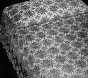 Queen Anne's Lace Bedspread ~ Free Vintage Crochet