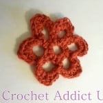 Open Daisy Button Flower ~ Crochet Addict