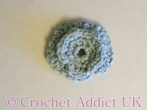 Curl & Swirl Button Flower by Crochet Addict