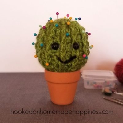 Cactus Pincushion by Hooked on Homemade Happiness