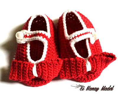 Red Ribbon Baby Shoes by Si Nanay Madel