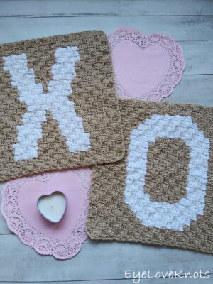 18" C2C Alphabet Square by Alexandra of EyeLoveKnots