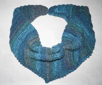 Isabel Shawl by Marie Segares/Underground Crafter.
