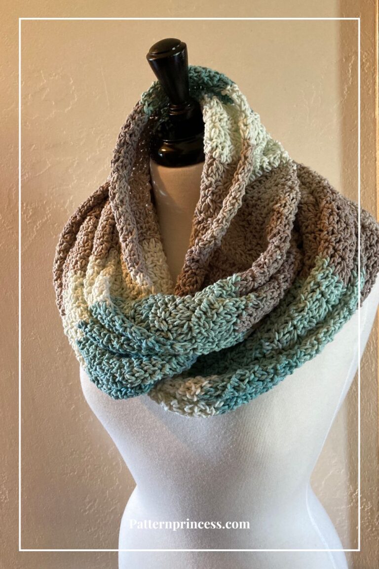 Ombre Crochet - such a pretty way to show off color! - Jessie At Home