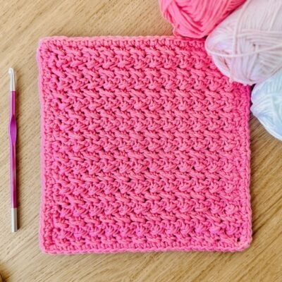 Little Kisses Washcloth: Crossed Double Crochet Pattern by Ned and Mimi