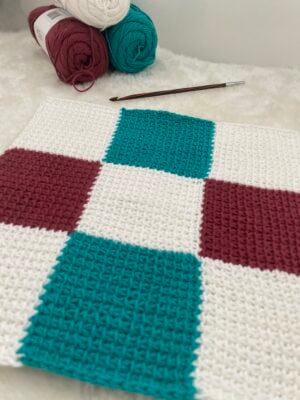 Alina Washcloth by Miroslava Mihalkova/ Exquisite Crochet UK