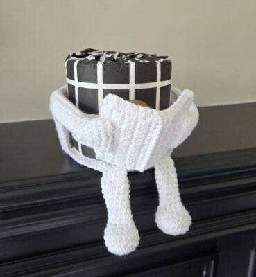 Book Reader Toilet Paper Holder by Carol Hladik Designs