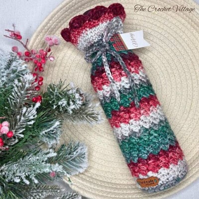 North Pole Wine Tote by The Crochet Village