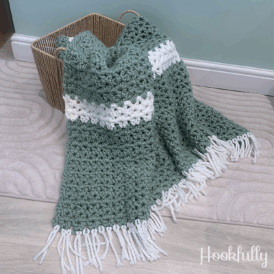Cozy V-Stitch Blanket by Hookfully