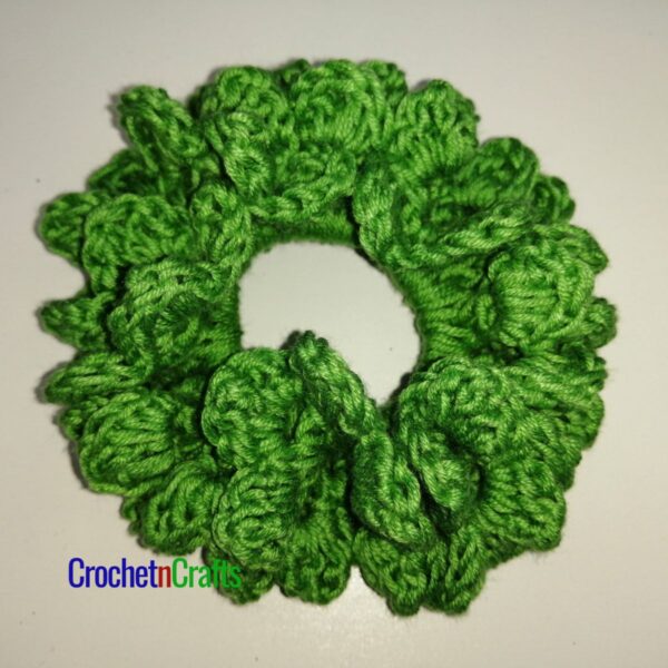 Simple Petals Crochet Hair Scrunchie