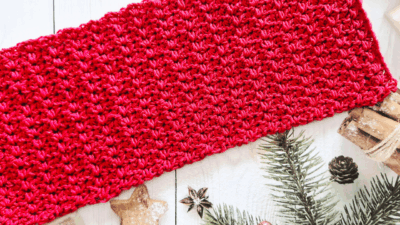 Simple Rustic Christmas Crochet Table Runner by rajiscrafthobby