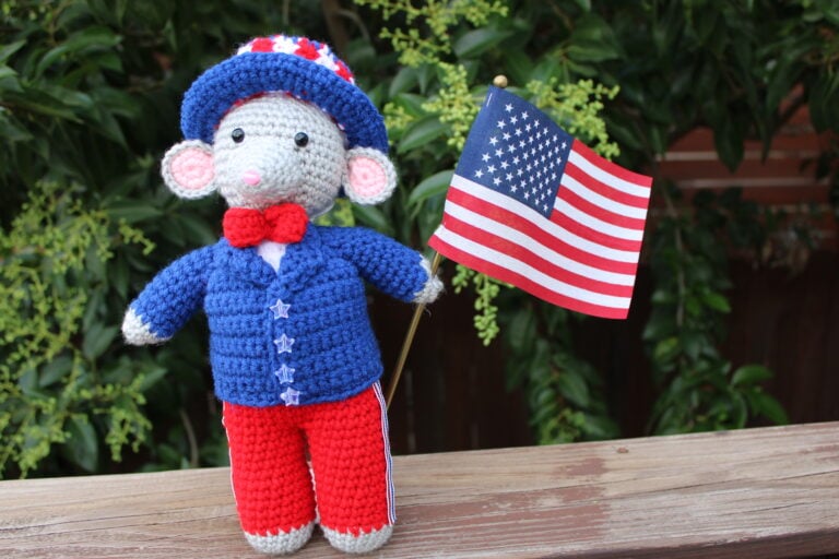 Patriotic Mouse Amigurumi