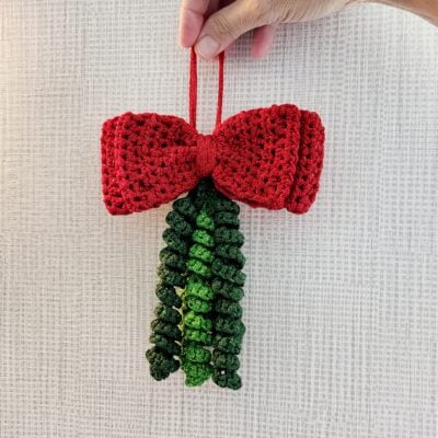 Sparkling Christmas Bow by Carol Hladik Designs